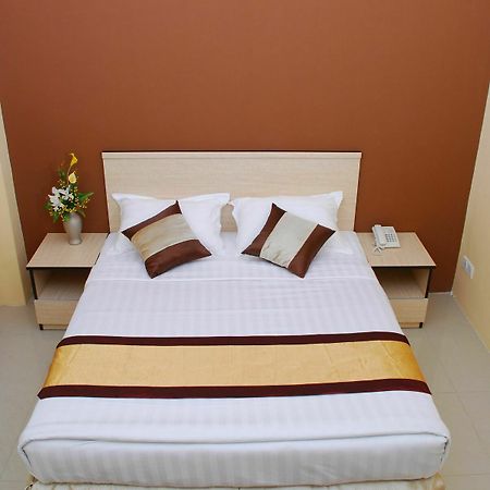 Hotel 72 Yangon Luaran gambar
