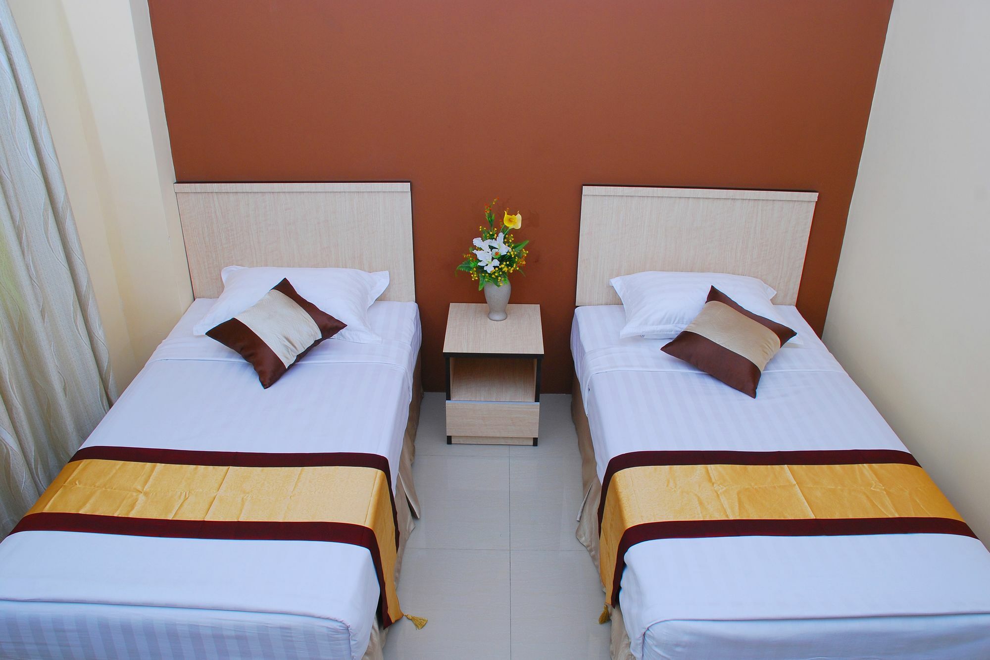 Hotel 72 Yangon Luaran gambar