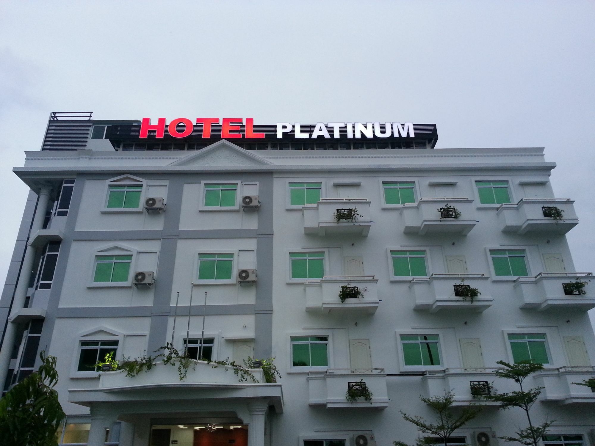 Hotel 72 Yangon Luaran gambar