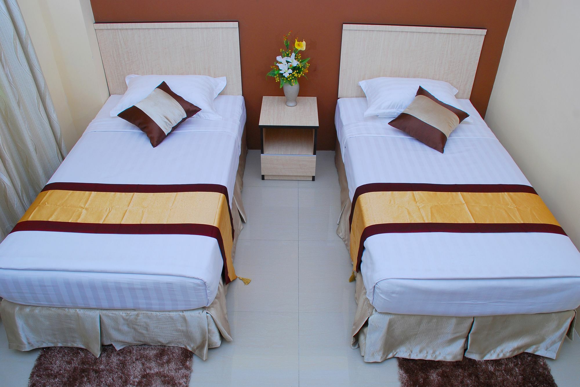 Hotel 72 Yangon Luaran gambar