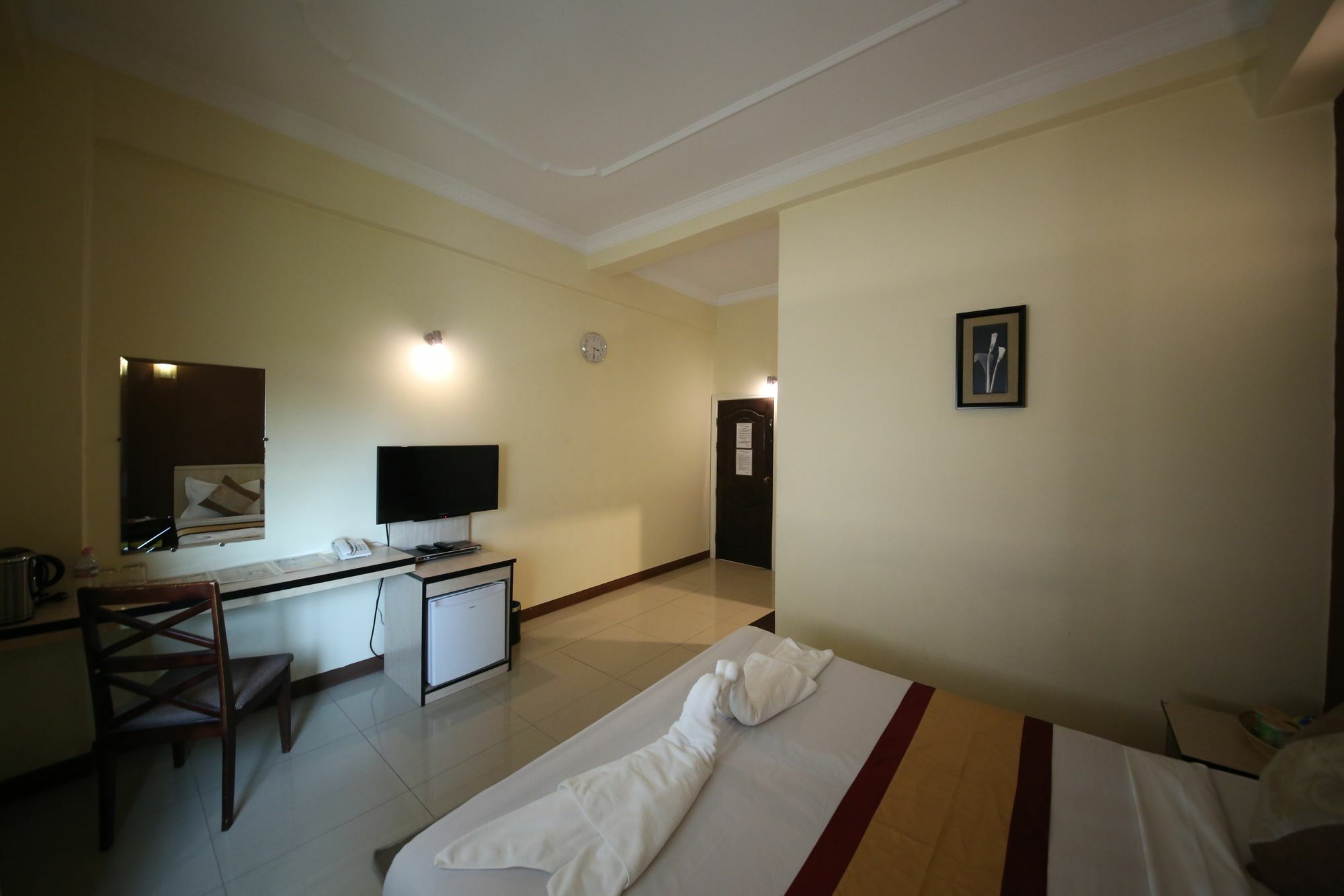 Hotel 72 Yangon Luaran gambar
